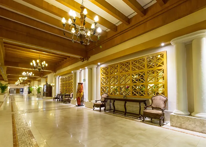 Royal Solaris Cabos 5*